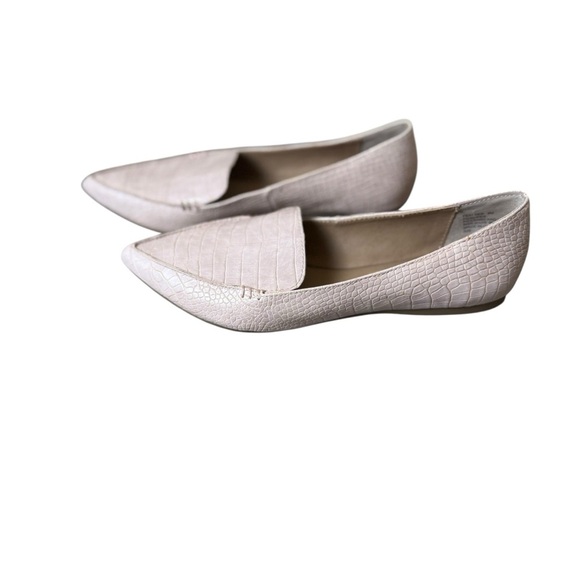 Steve Madden Feather Pink Crocodile Embossed Pointed Toe Flats 8M Coquette - Picture 5 of 8